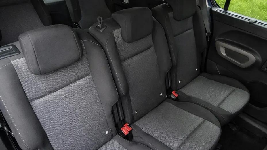 TOYOTA Proace City Verso Proace City Verso Long 1.5 D-4D Family Aut.