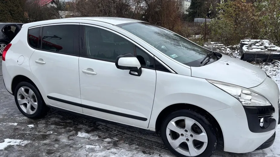 PEUGEOT 3008 3008 2.0 HDi Allure