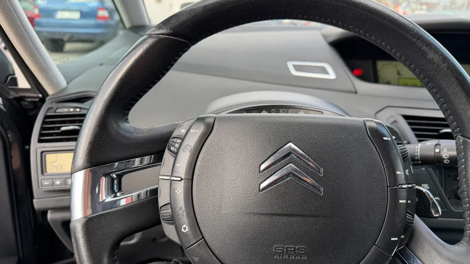 CITROEN C4 C4 1.6 VTi Exclusive