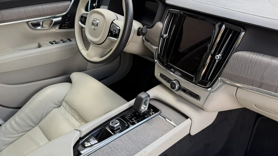 VOLVO V90 V90 B4 D Plus Dark aut