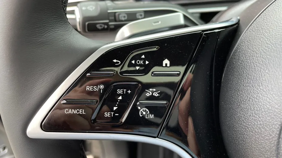 MERCEDES-BENZ GLE GLE 300 d mHEV 4-Matic AMG Line Nowy
