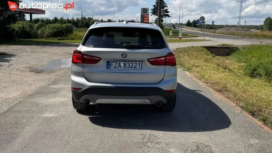 BMW X1 -