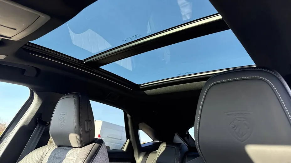 PEUGEOT 3008 3008 1.2 PureTech mHEV GT Exclusive e-DCS6 Nowy