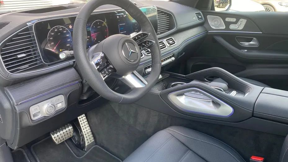 MERCEDES-BENZ GLS -