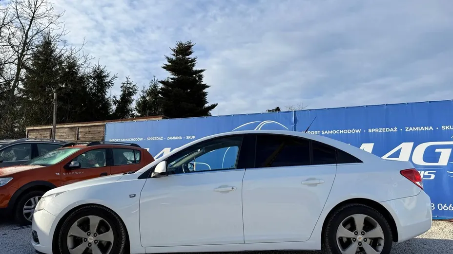 CHEVROLET Cruze -