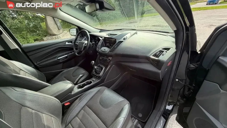 FORD Kuga -