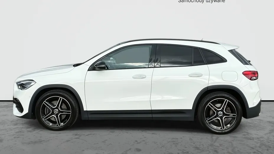 MERCEDES-BENZ GLA -