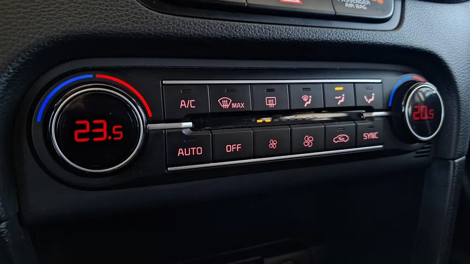 KIA Cee'd Ceed 1.5 T-GDI M DCT