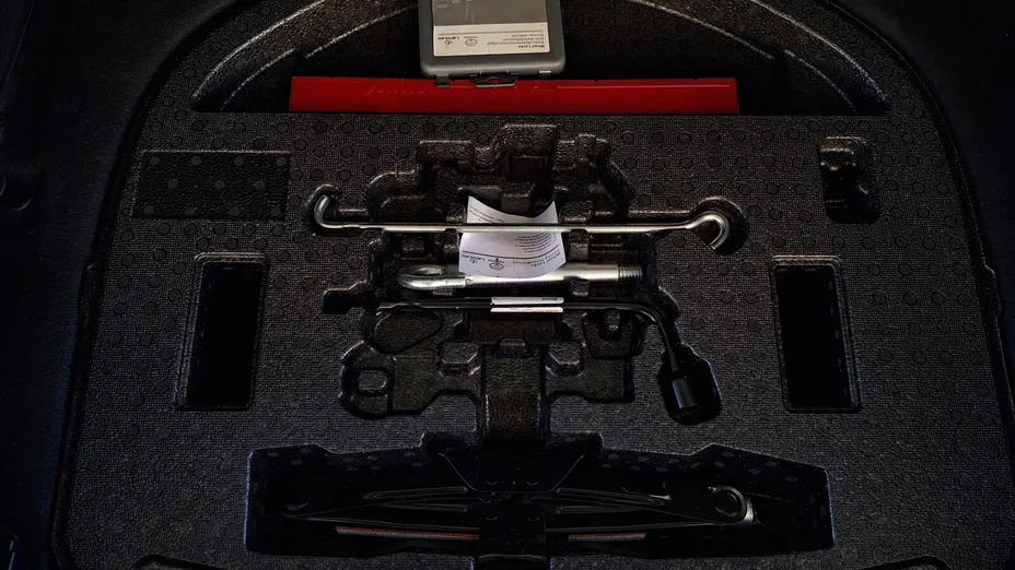 TOYOTA Corolla Corolla 2.0 Hybrid Comfort