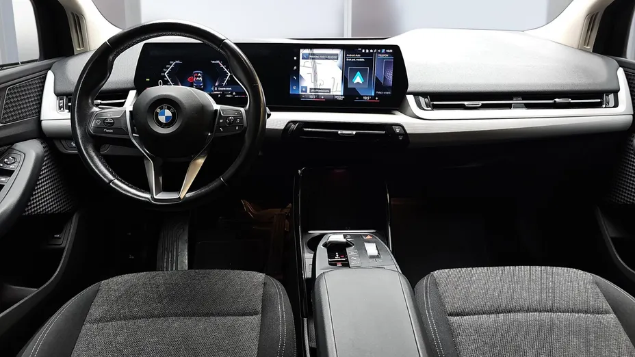 BMW Seria 2 218i aut