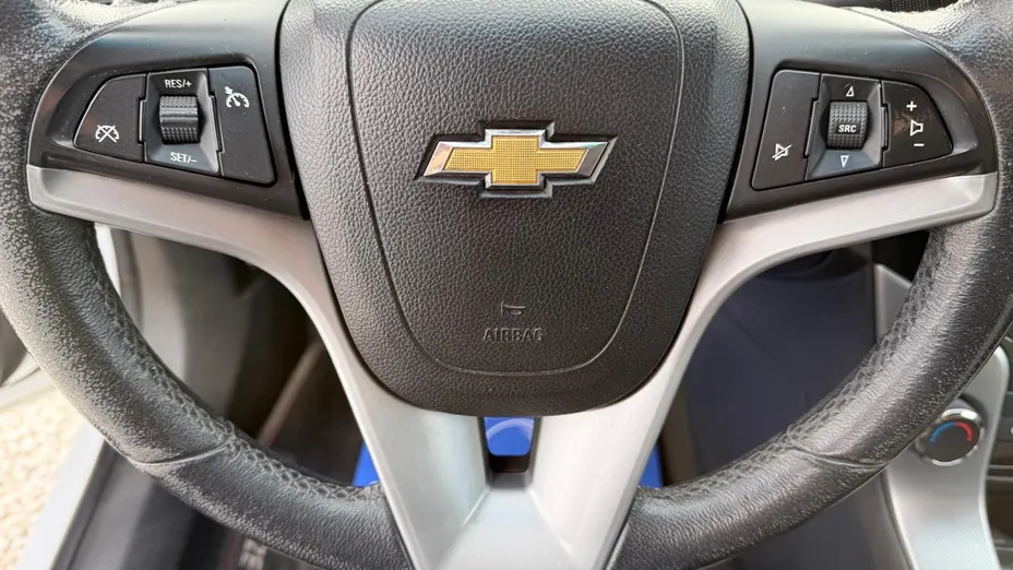CHEVROLET Cruze -