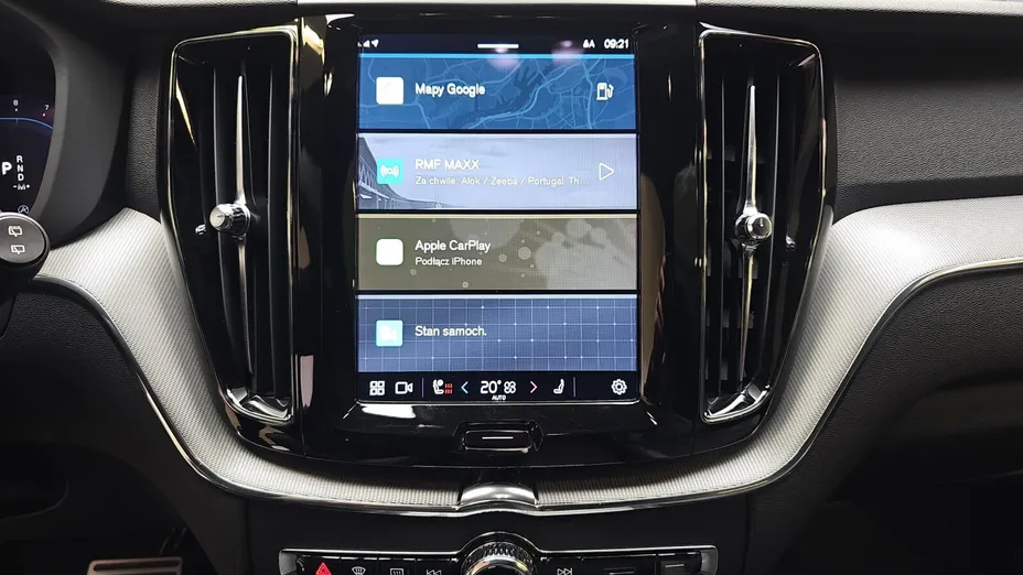 VOLVO XC60 XC60 B5 B AWD R-Design aut