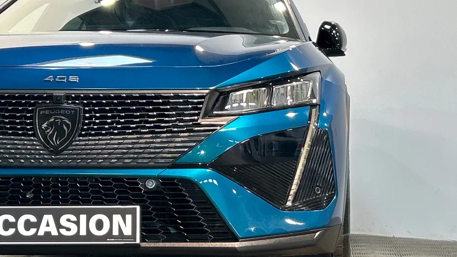 PEUGEOT 408 -