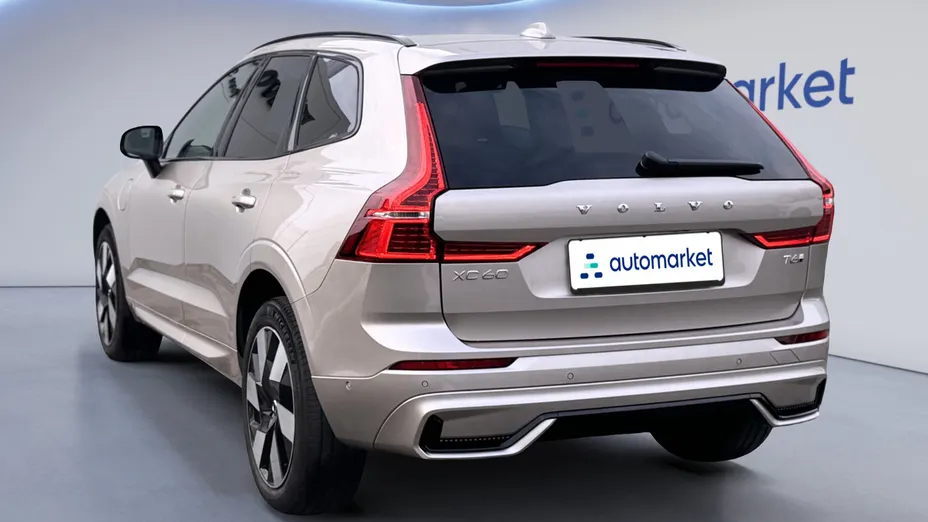 VOLVO XC60 XC60 T6 Plug-In Hybrid AWD Ultra Dark aut