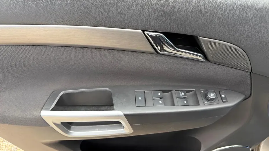 OPEL Antara -