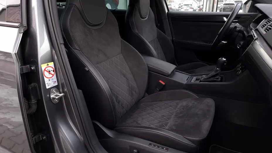 SKODA Superb Superb 2.0 TDI SCR Sportline DSG