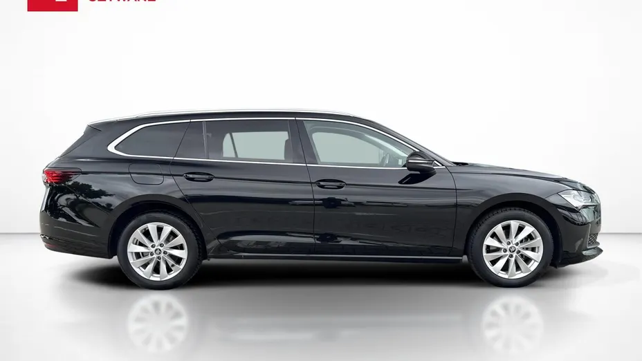 SKODA Superb -