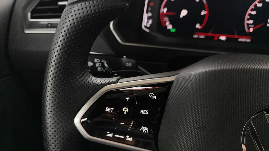 VOLKSWAGEN Tiguan Tiguan 2.0 TDI SCR 4Mot. R-Line DSG