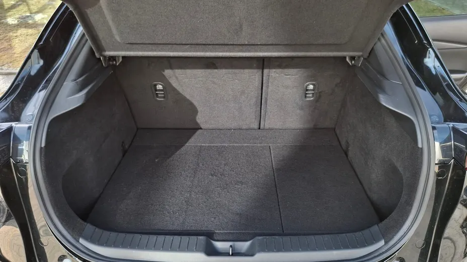 MAZDA CX-30 CX-30 2.0 mHEV Hikari 2WD aut