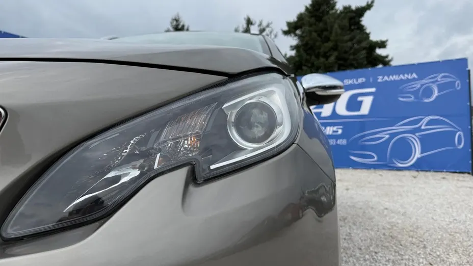 PEUGEOT 2008 2008 1.2 Pure Tech Access