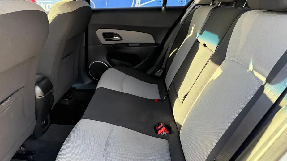 CHEVROLET Cruze -