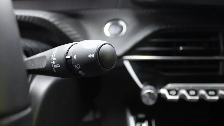 PEUGEOT 208 208 1.2 PureTech Allure Pack S&S