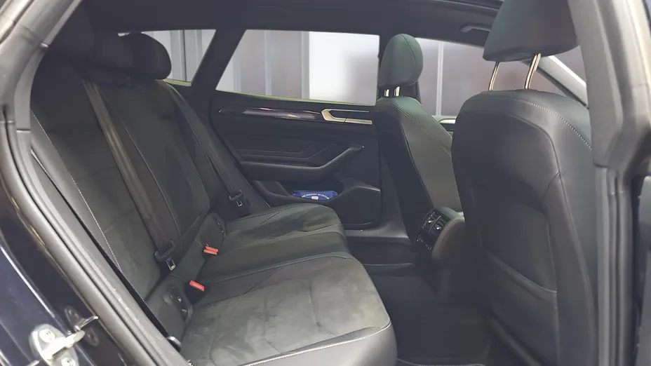 VOLKSWAGEN Arteon Arteon 2.0 TDI R-Line DSG