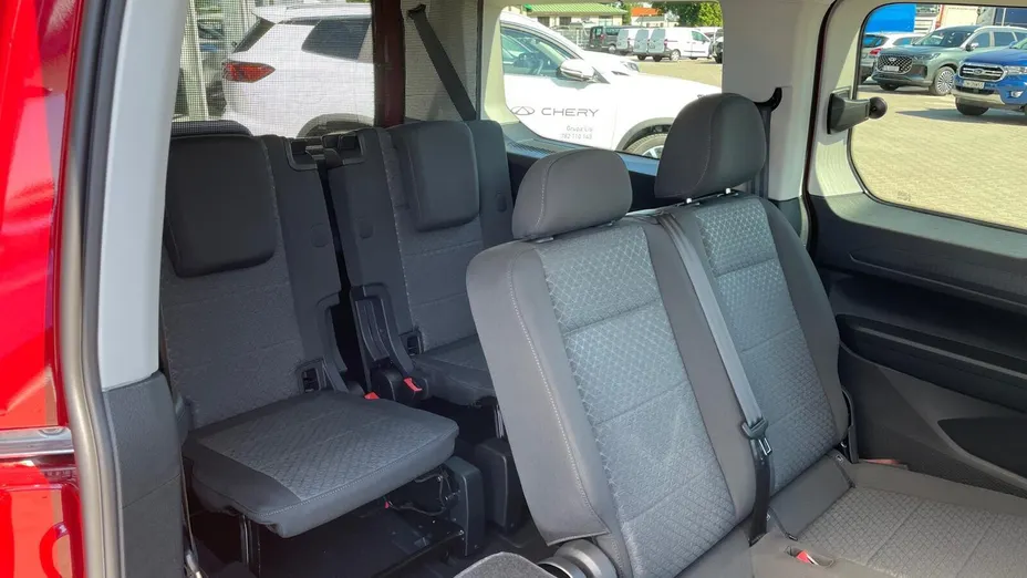 FORD Tourneo Connect Grand Tourneo Connect 1.5 EcoBoost Titanium aut Nowy
