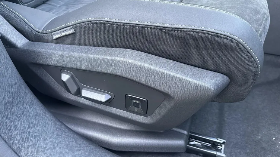 PEUGEOT 3008 3008 1.6 PHEV 195 GT e-DCS7 Nowy