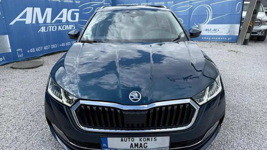 SKODA Octavia -