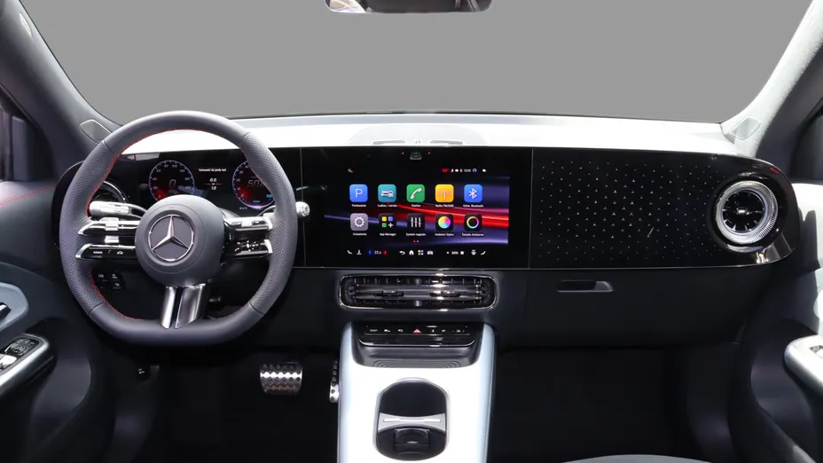 MERCEDES-BENZ GLB GLB 250+ EQ 85kWh