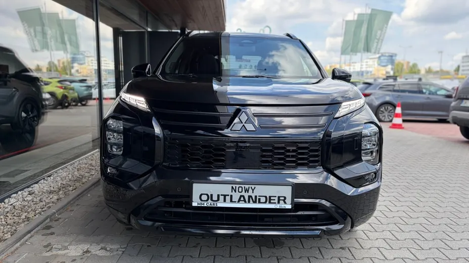 MITSUBISHI Outlander Outlander PHEV Black Edition