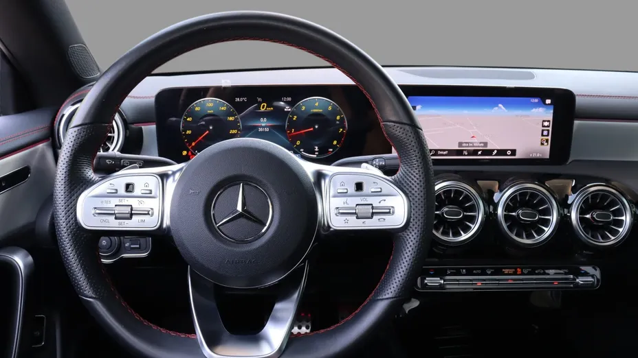 MERCEDES-BENZ CLA CLA 200 AMG Line 7G-DCT