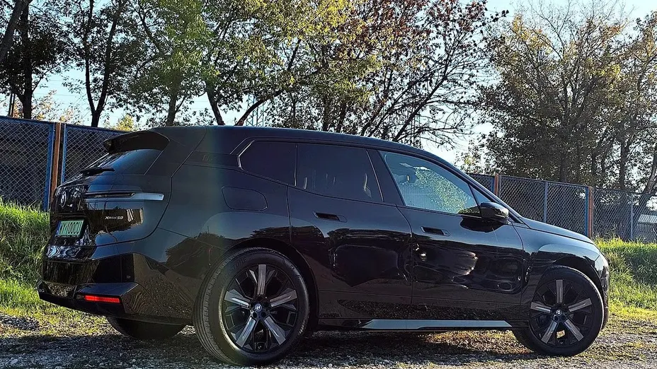 BMW iX iX xDrive50 111.5kWh Signature
