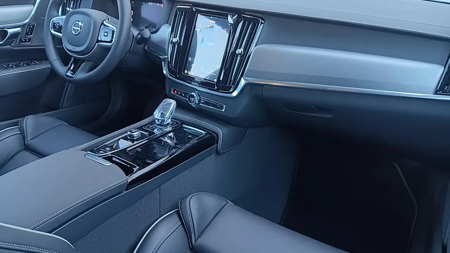 VOLVO S90 S90 T8 AWD Plug-In Hybrid Ultimate Dark aut Nowy