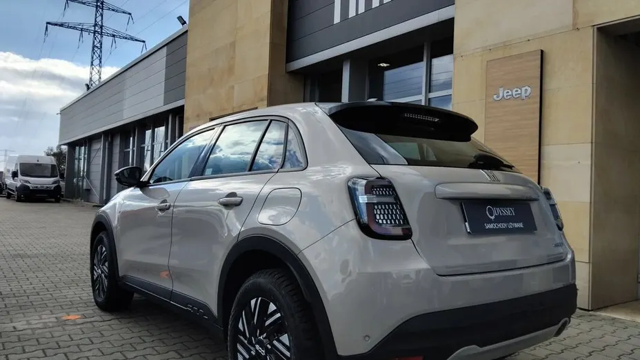 FIAT 600 600 1.2 Turbo Hybrid eDCT