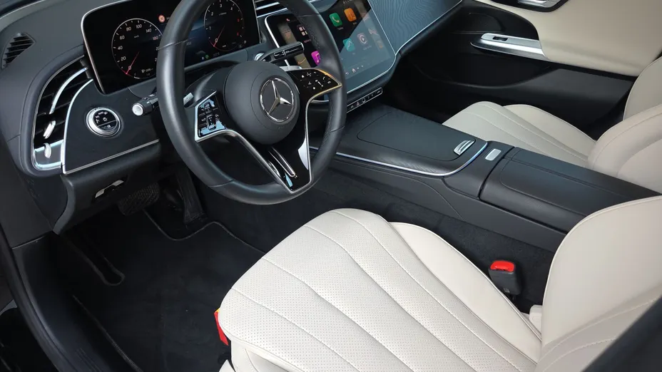 MERCEDES-BENZ E Klasa E 220 d mHEV 4-Matic Avantgarde 9G-Tronic