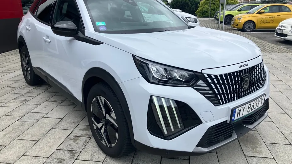 PEUGEOT 2008 2008 PureTech 130 Allure S&S EAT8
