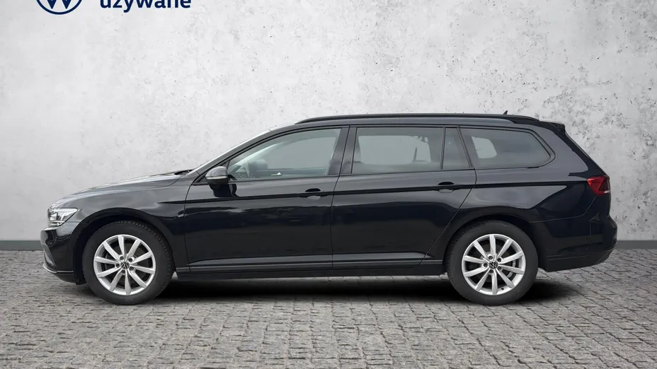 VOLKSWAGEN Passat -