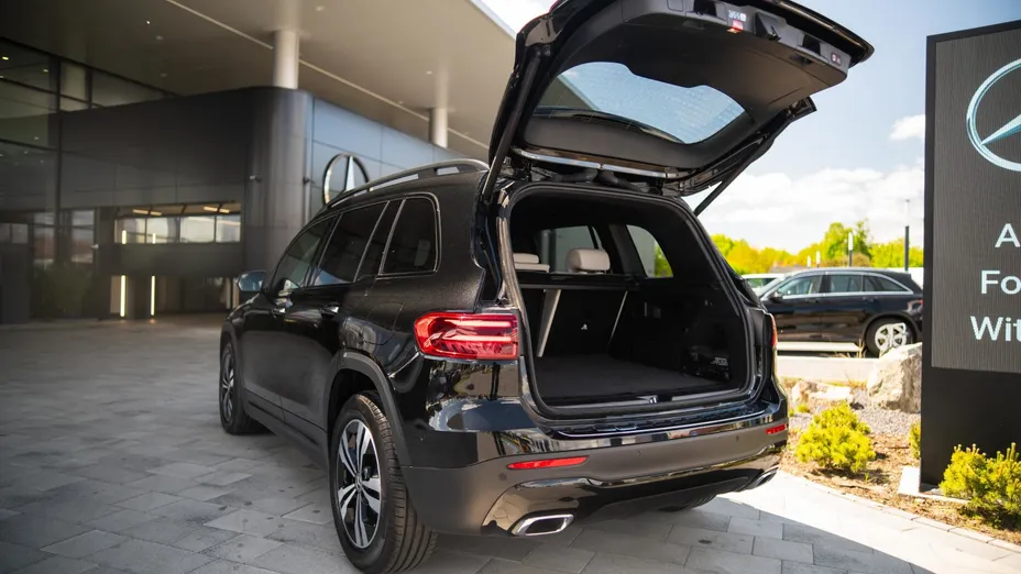 MERCEDES-BENZ GLB GLB 200 mHEV Progressive 7G-DCT