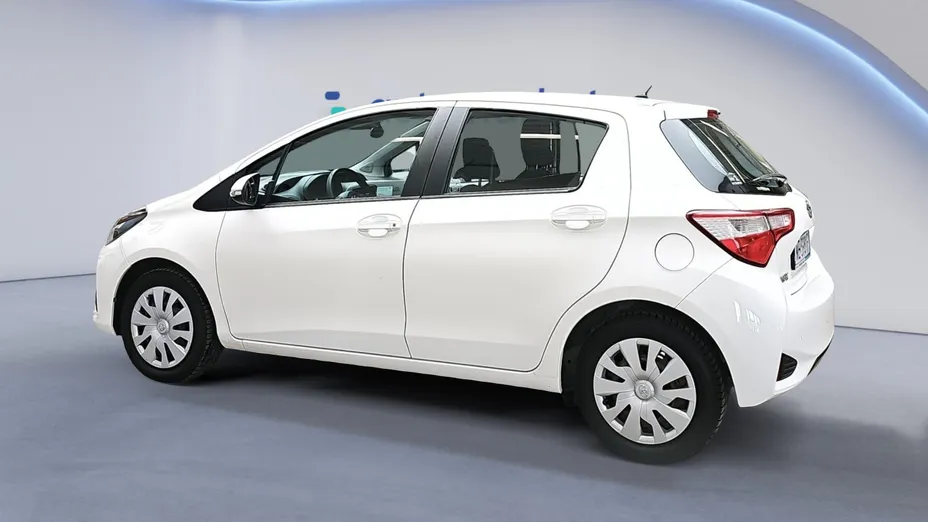 TOYOTA Yaris Yaris 1.5 Active