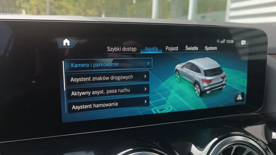 MERCEDES-BENZ GLA GLA 200 AMG Line