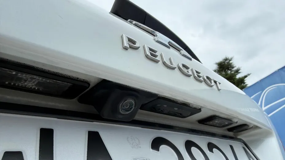 PEUGEOT 308 -