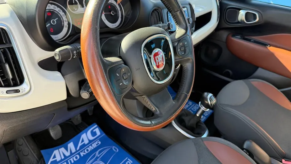 FIAT 500L -