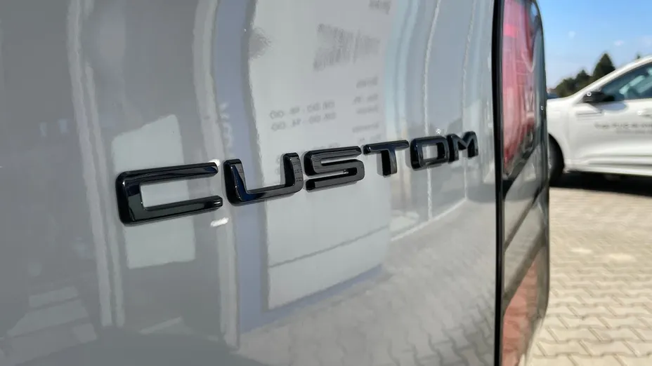 FORD Transit Custom Transit Custom 2.0 EcoBlue 320 L2H1 Limited Aut. Nowy