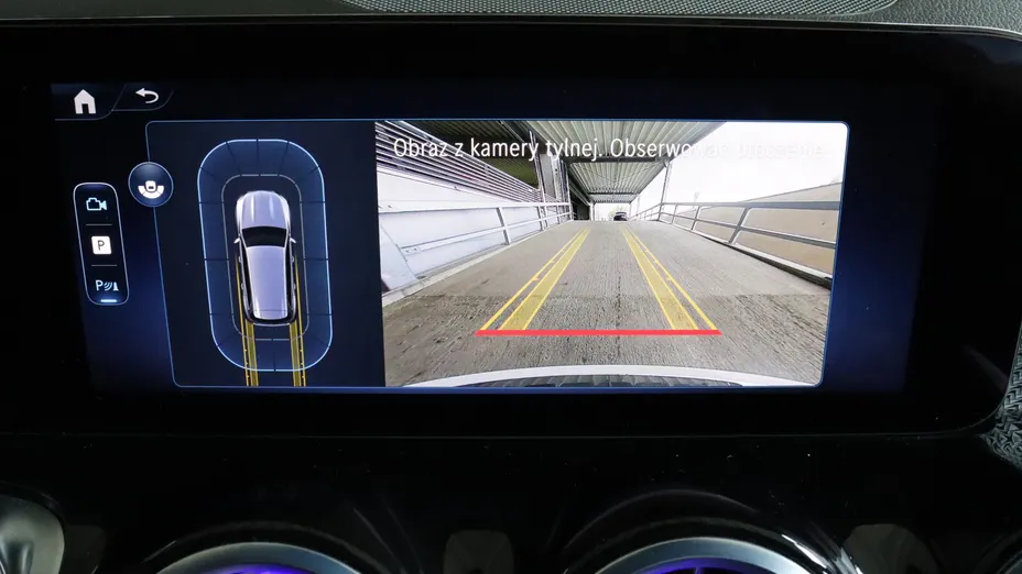 MERCEDES-BENZ GLB GLB 200 mHEV AMG Line 7G-DCT