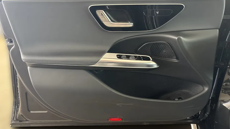 MERCEDES-BENZ E Klasa E 200 mHEV 4-Matic AMG 9G-Tronic