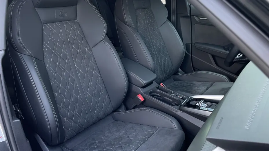 AUDI S3 Sportback -