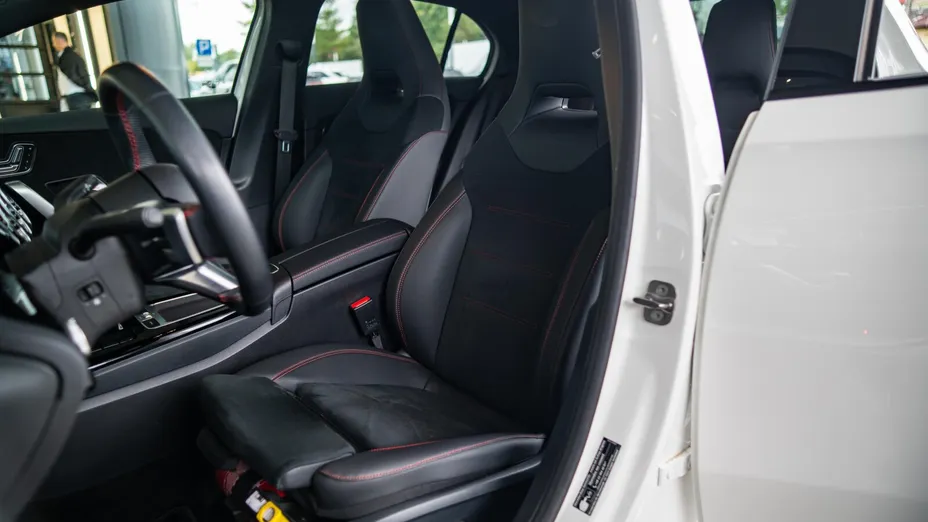 MERCEDES-BENZ A Klasa A 250 e PHEV AMG Line 8G-DCT