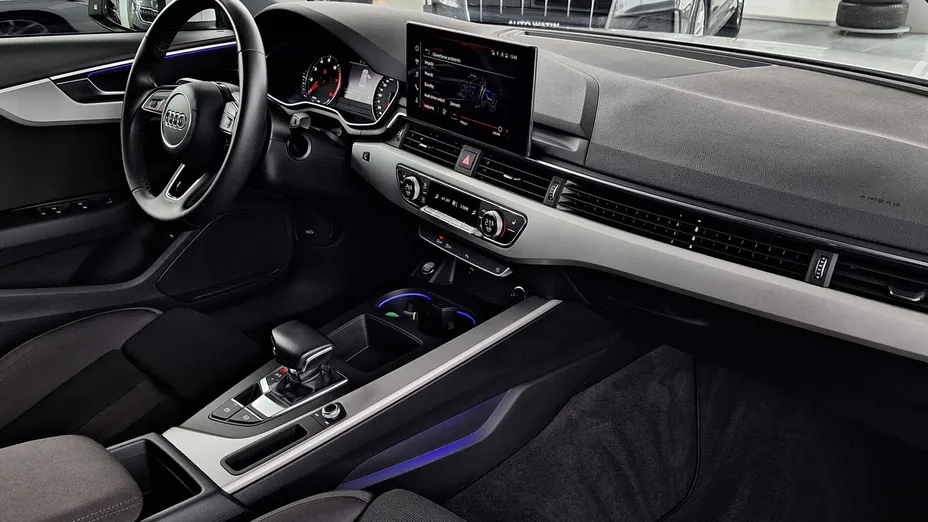 AUDI A4 A4 35 TFSI mHEV S tronic
